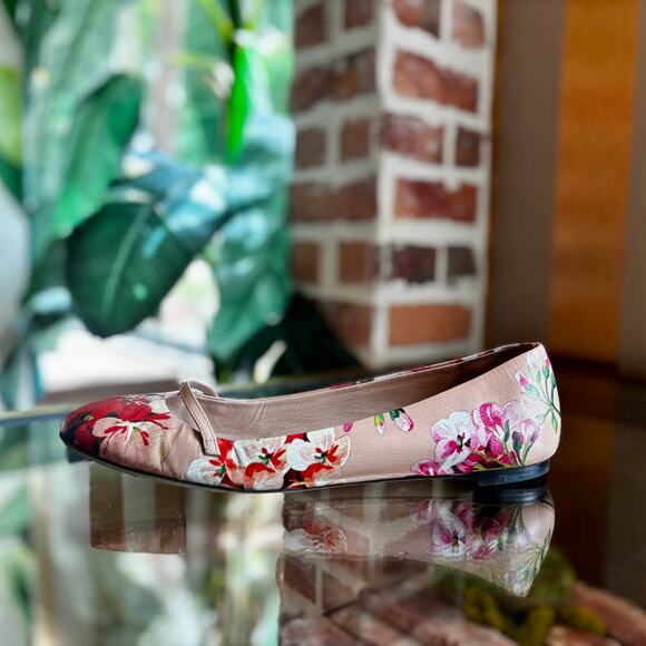 GUCCI Blooms Mary Jane Ballet Flats - Picture 1 of 8